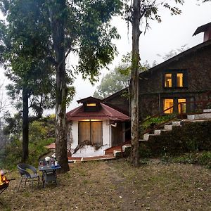 Rosastays Jeolikote
